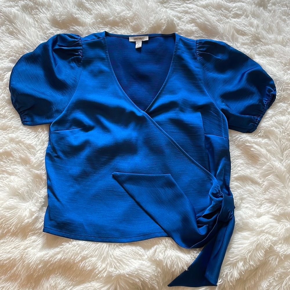 NWOT Nine West short sleeve blouse size medium